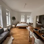 Cozy Altbau In Friedrichshain - Westwing Design Apartmán *