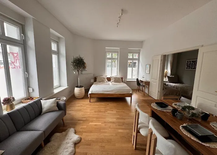 Cozy Altbau In Friedrichshain - Westwing Design Lägenhet *