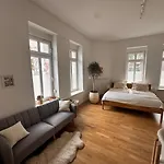Cozy Altbau In Friedrichshain - Westwing Design