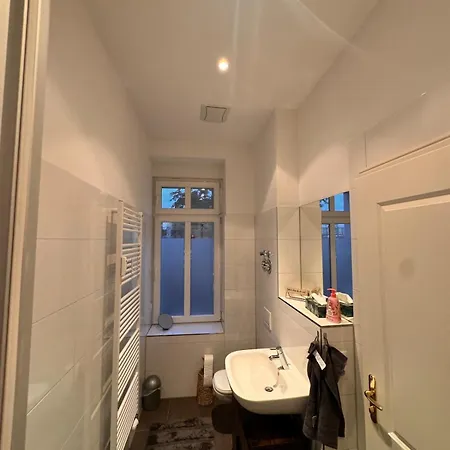 Апартаменты Cozy Altbau In Friedrichshain - Westwing Design *