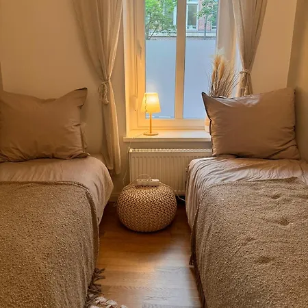 Cozy Altbau In Friedrichshain - Westwing Design Апартаменты Берлин